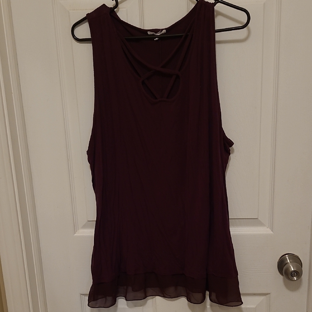 Women's Sleeveless Burgundy Top